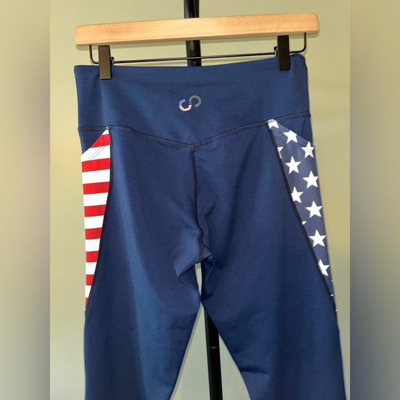 Curves N combatboots  EMPOWERED LEGGINGS
Stars & Stripes | size large - Picture 5 of 9